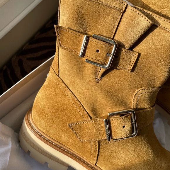 😍NWT Jimmy Choo Youth Il suede buckle ankle boots in camel, 40 - Picture 11 of 17